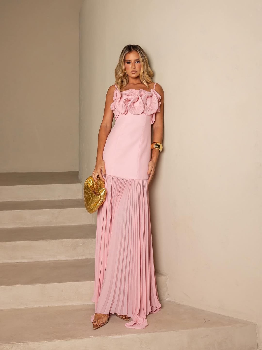 Robe dorée lumineuse