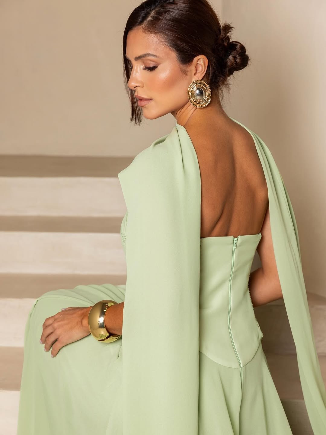 Robe bleu ciel plissée