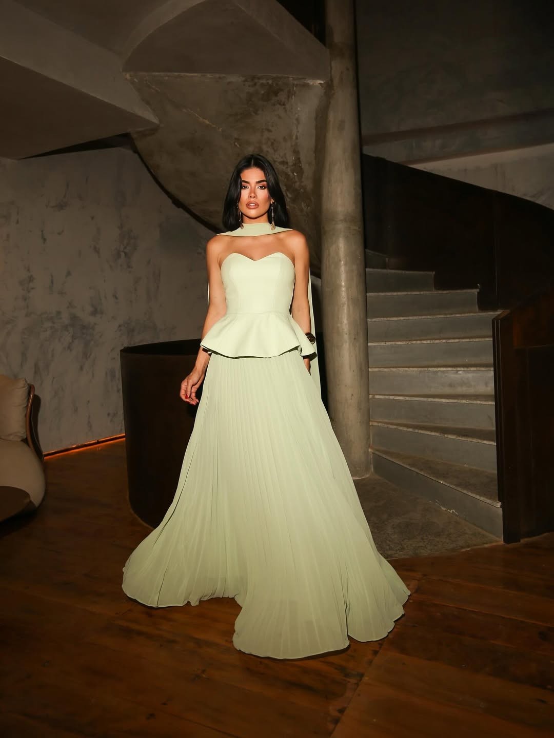 Robe violette royale